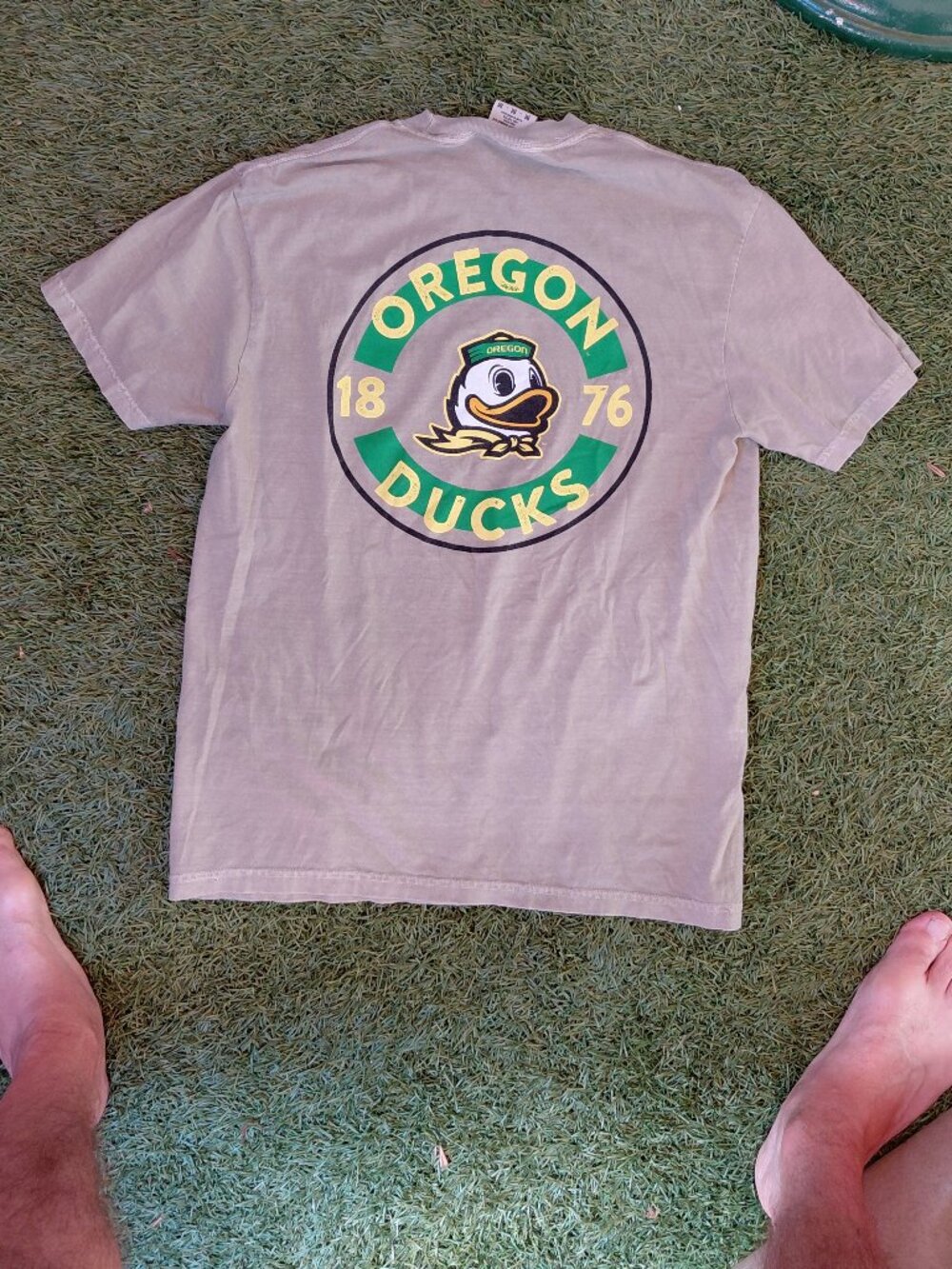 Oregon ducks T-shirt brand new without tags men's size medium.